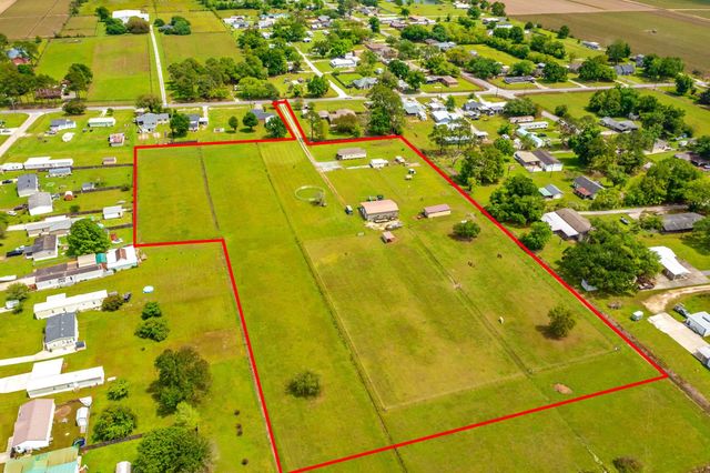 522A Back Project Road, Schriever, LA 70395