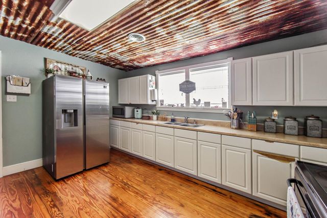 522A Back Project Road, Schriever, LA 70395