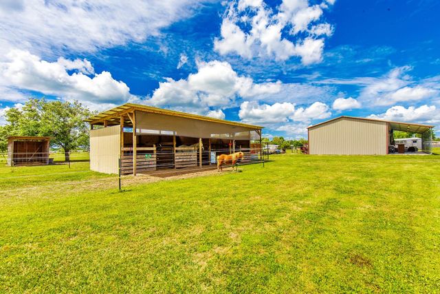 522A Back Project Road, Schriever, LA 70395