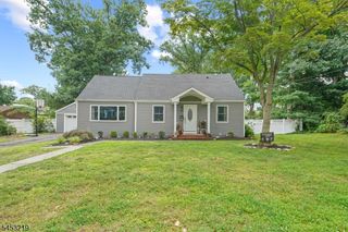 45 Herbert Dr, East Brunswick Twp., NJ 08816