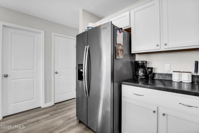 482 Ridgeland Lakes Drive, Ridgeland, SC 29936