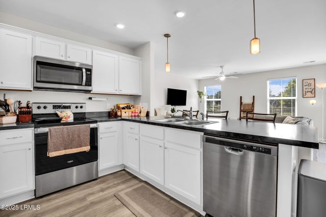 482 Ridgeland Lakes Drive, Ridgeland, SC 29936