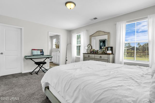 482 Ridgeland Lakes Drive, Ridgeland, SC 29936