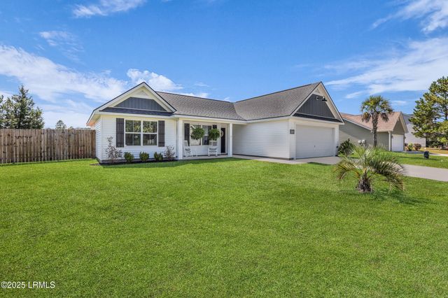 482 Ridgeland Lakes Drive, Ridgeland, SC 29936