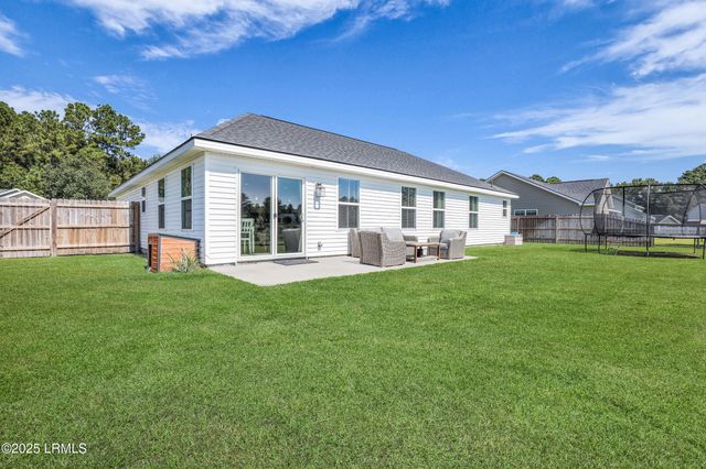 482 Ridgeland Lakes Drive, Ridgeland, SC 29936