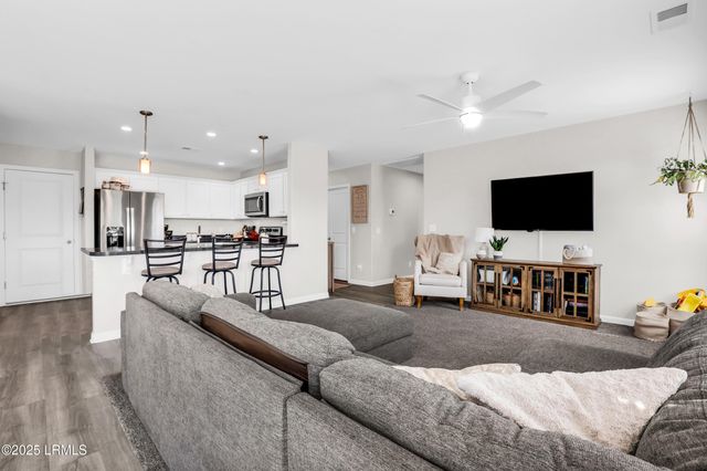 482 Ridgeland Lakes Drive, Ridgeland, SC 29936