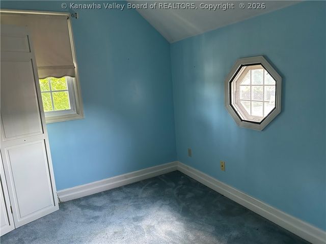4601 Noyes Avenue Se, Charleston, WV 25304