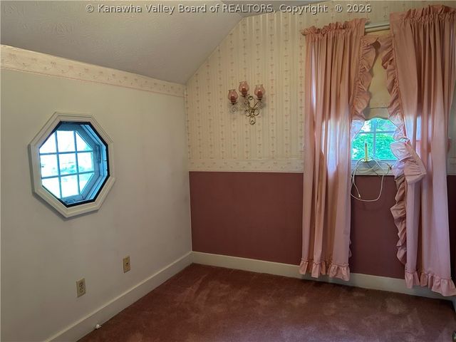 4601 Noyes Avenue Se, Charleston, WV 25304