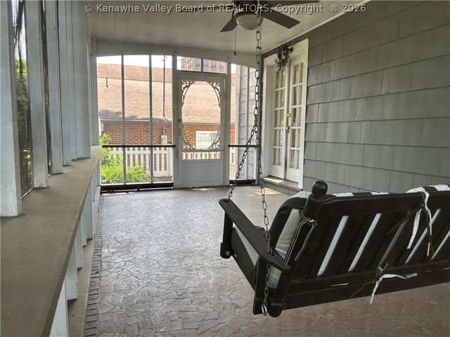4601 Noyes Avenue Se, Charleston, WV 25304