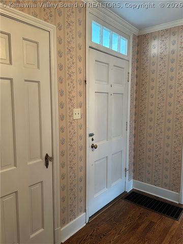 4601 Noyes Avenue Se, Charleston, WV 25304