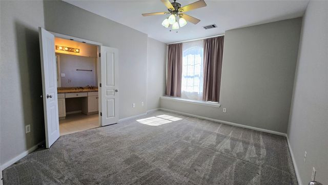 3300 Forest Creek DR 31, Round Rock, TX 78664