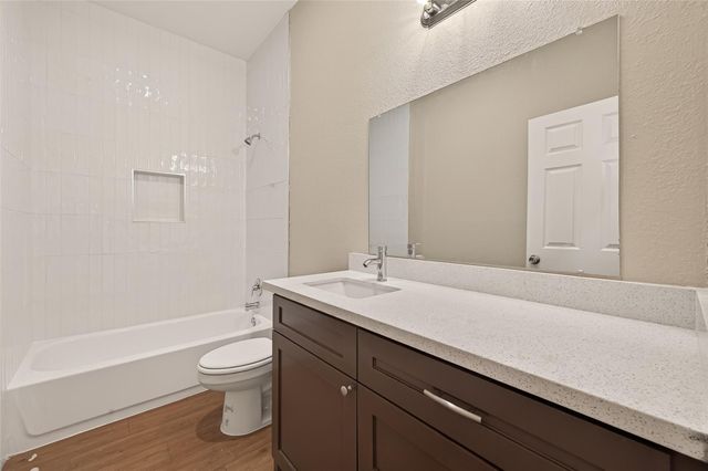 7927 Brays Street B, Houston, TX 77012