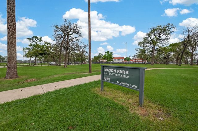 7927 Brays Street B, Houston, TX 77012