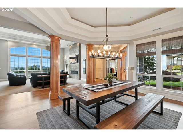 8547 Se CONSTANCE Dr, Happy Valley, OR 97086