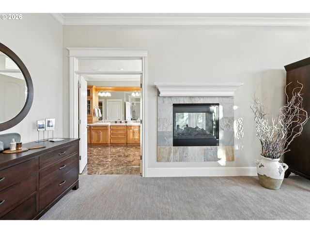 8547 Se CONSTANCE Dr, Happy Valley, OR 97086