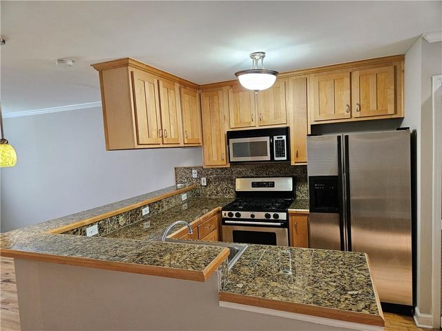 2232 Dunseath Avenue NW 108, Atlanta, GA 30318