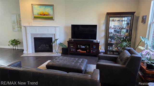 49717 Hartwick Drive, Novi, MI 48374