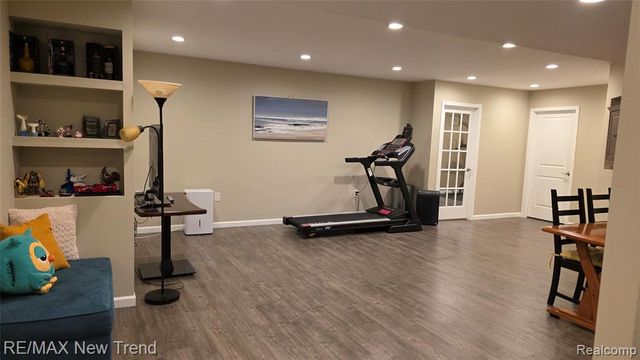 49717 Hartwick Drive, Novi, MI 48374