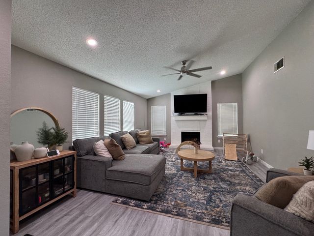 4105 Wheelwright Drive, Garland, TX 75044