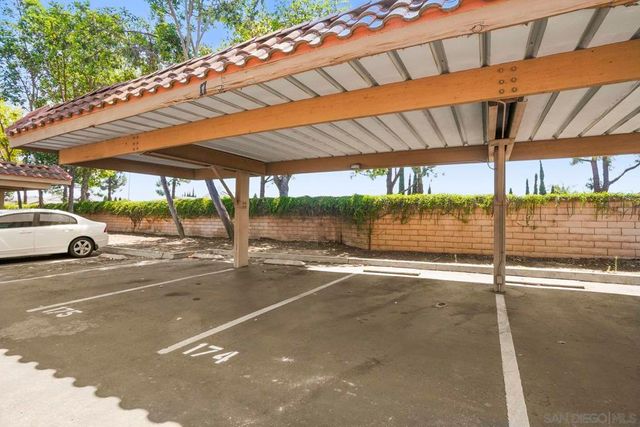 10668 Dabney Dr 122, San Diego, CA 92126