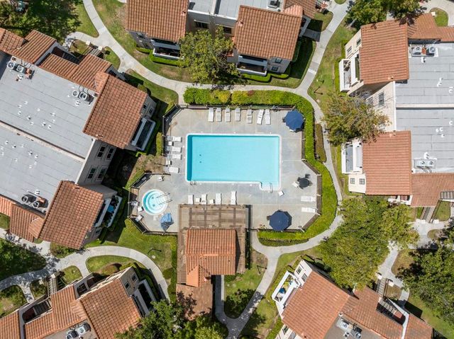 10668 Dabney Dr 122, San Diego, CA 92126