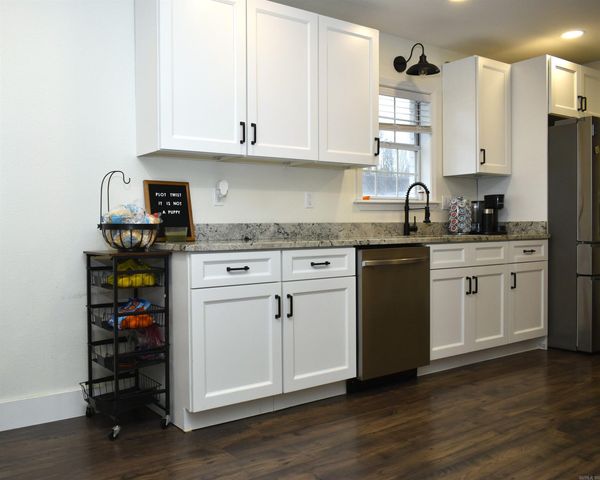 1304 Golf Course, Jonesboro, AR 72404