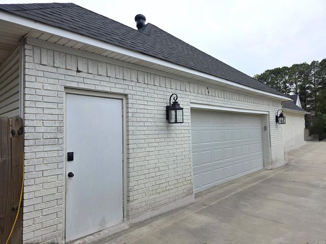 1304 Golf Course, Jonesboro, AR 72404