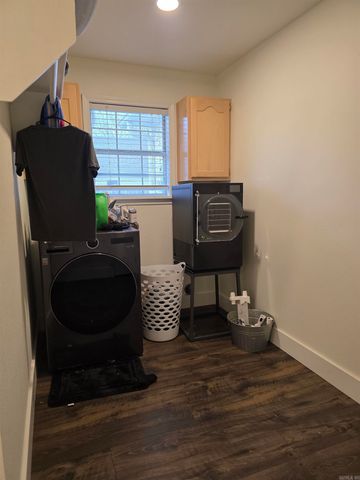 1304 Golf Course, Jonesboro, AR 72404