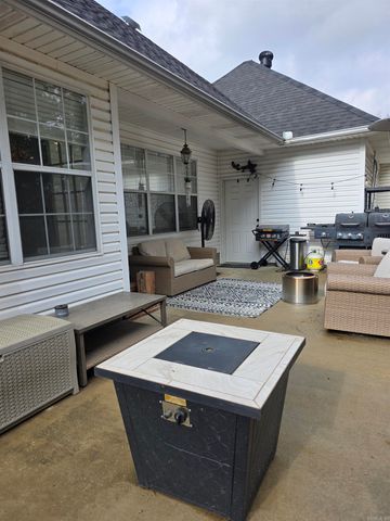 1304 Golf Course, Jonesboro, AR 72404