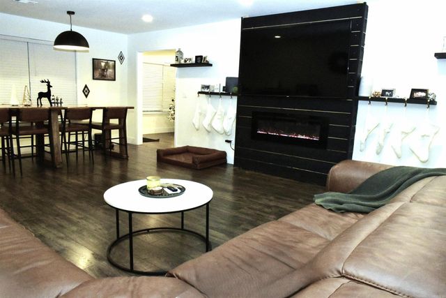 1304 Golf Course, Jonesboro, AR 72404