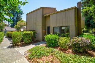 2251 Swarthmore Dr, Sacramento, CA 95825