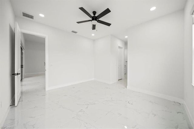 1425 SW 11th CT, Cape Coral, FL 33991
