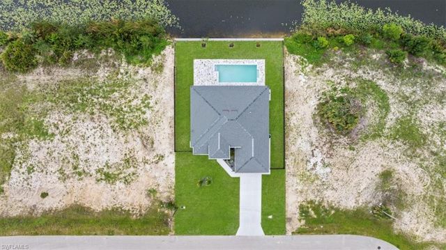 1425 SW 11th CT, Cape Coral, FL 33991