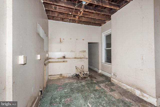 214 N FULTON AVE, Baltimore, MD 21223