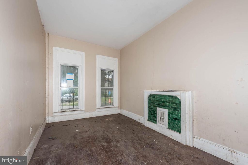 214 N FULTON AVE, Baltimore, MD 21223