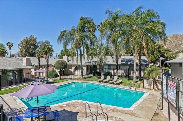 2891 Canyon Crest 68, Riverside, CA 92507