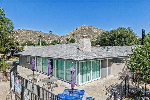 2891 Canyon Crest 68, Riverside, CA 92507