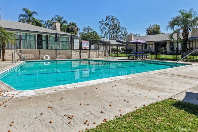 2891 Canyon Crest 68, Riverside, CA 92507