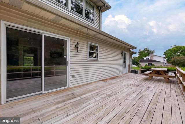 300 ACRE DR, Carlisle, PA 17013