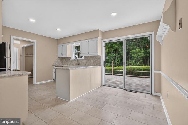 300 ACRE DR, Carlisle, PA 17013