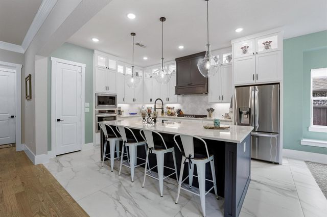 57 Lone Oak Boulevard, Pottsboro, TX 75076