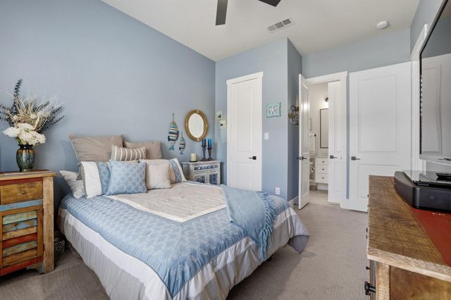 57 Lone Oak Boulevard, Pottsboro, TX 75076