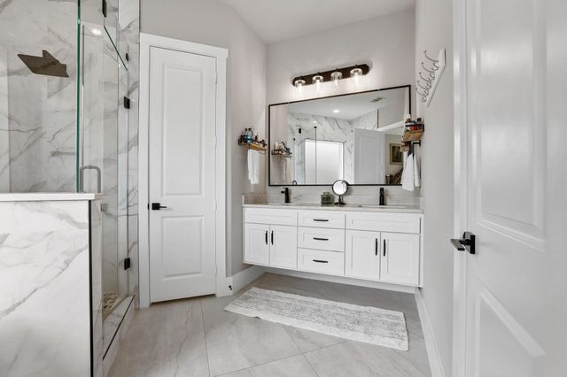 57 Lone Oak Boulevard, Pottsboro, TX 75076