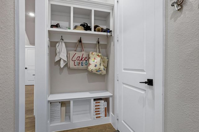 57 Lone Oak Boulevard, Pottsboro, TX 75076