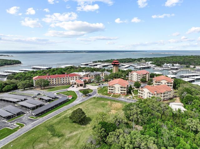 57 Lone Oak Boulevard, Pottsboro, TX 75076