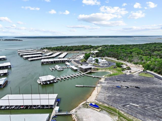 57 Lone Oak Boulevard, Pottsboro, TX 75076