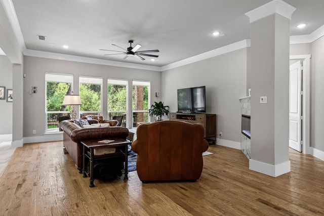 57 Lone Oak Boulevard, Pottsboro, TX 75076