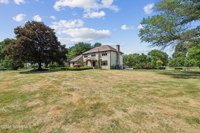 2 Candlelight Drive, Holmdel, NJ 07733