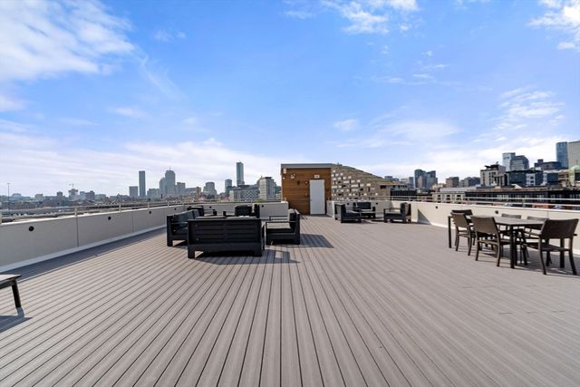 20 W 5th 2L, Boston, MA 02127