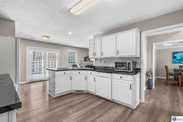 271 Warbler Road, Brandenburg, KY 40108